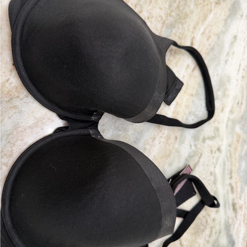 Victoria's Secret Black Smooth T-Shirt Bra 40 C full coverage